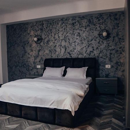 Pensiunea R&R Bailesti 외부 사진